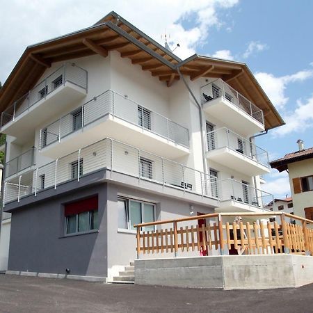 Casa Ai Stabli Apartamento Mezzana  Exterior foto