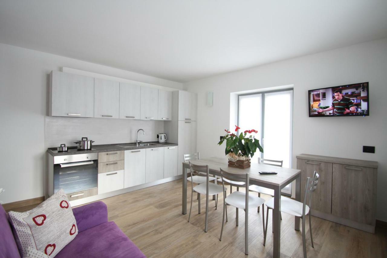 Casa Ai Stabli Apartamento Mezzana  Exterior foto