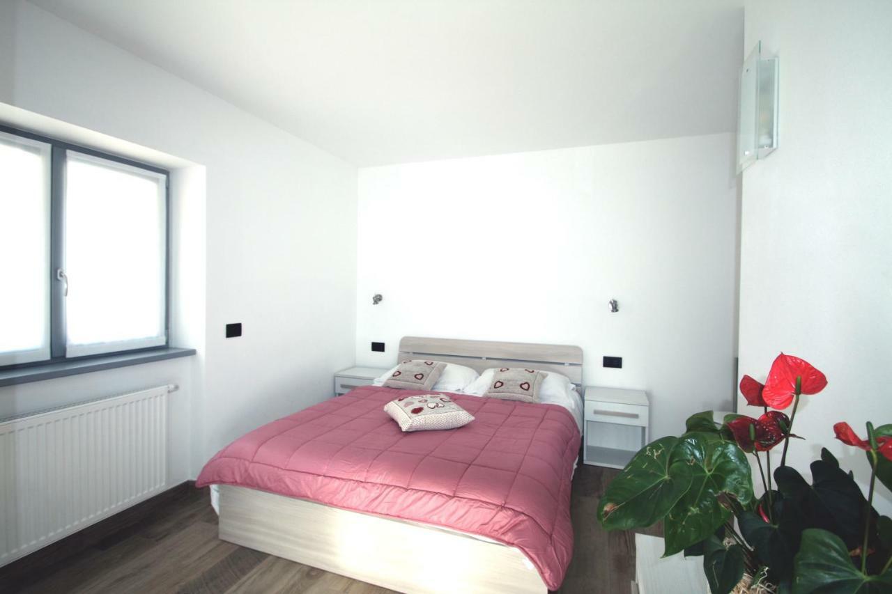 Casa Ai Stabli Apartamento Mezzana  Exterior foto